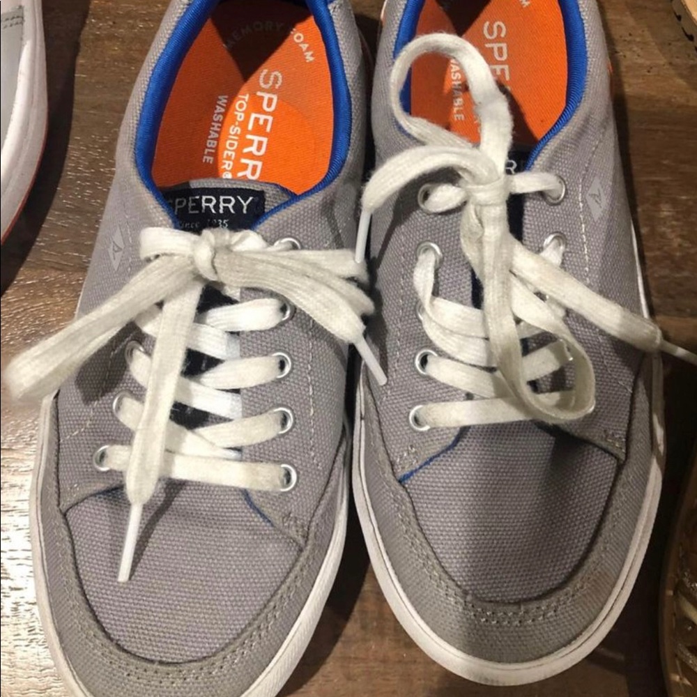 Boys sperry sneakers
